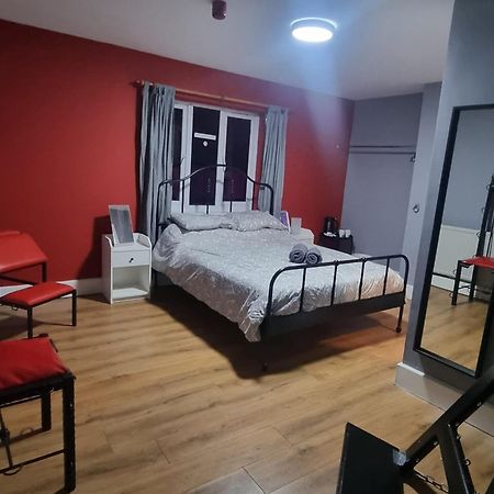 Xtasia Adult Hotel - Adults Only West Bromwich Exteriör bild